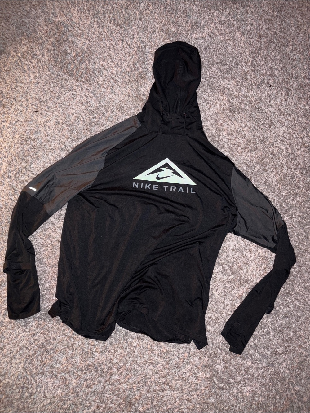 Nike Trail Black & Gray Men's Hooded Performance Top